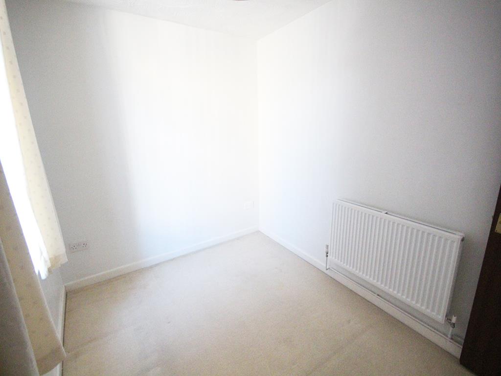 1 bedroom flat For Sale in Barrowford - IMG_2740.jpg